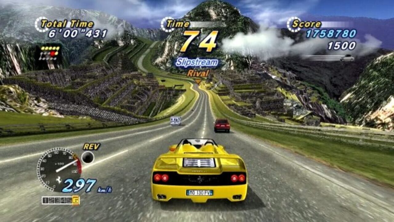 OutRun Online Arcade gameplay screenshot